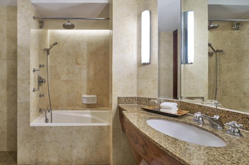 sheraton towers singapore