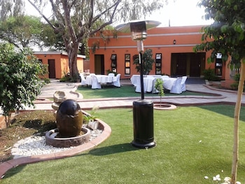 gumare executive lodge
