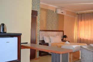 Pacific Conqueror Self Catering Units,North-West>>Maun,3 star