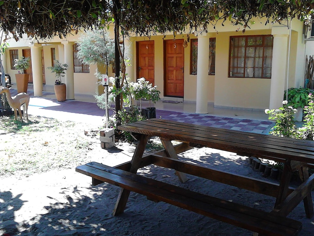 pacific conqueror self catering units