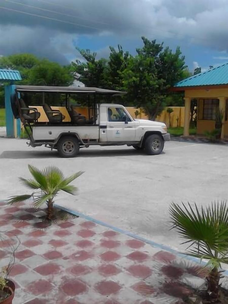 pacific conqueror self catering units