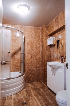 adjara boutique hotel