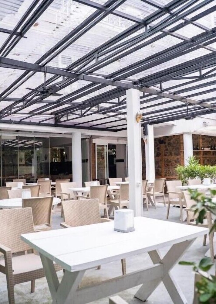 adjara boutique hotel