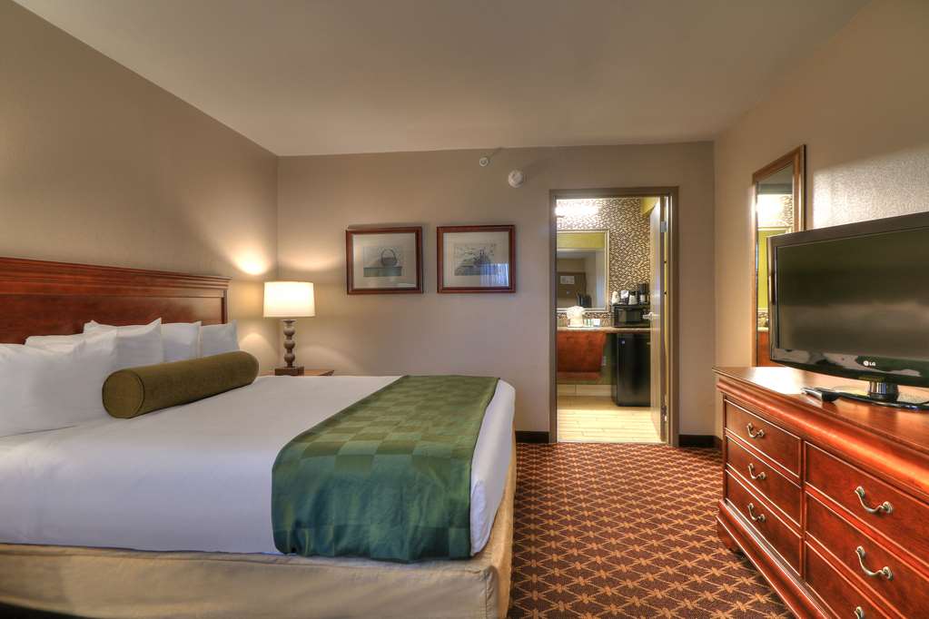 quality inn near the island pigeon forge