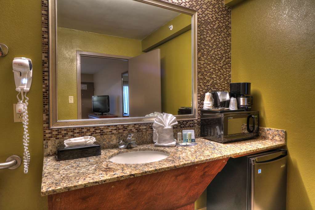 quality inn near the island pigeon forge