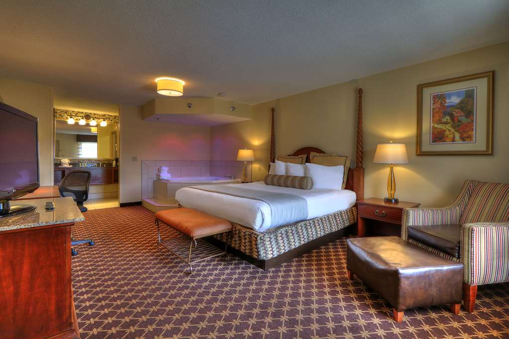 quality inn near the island pigeon forge
