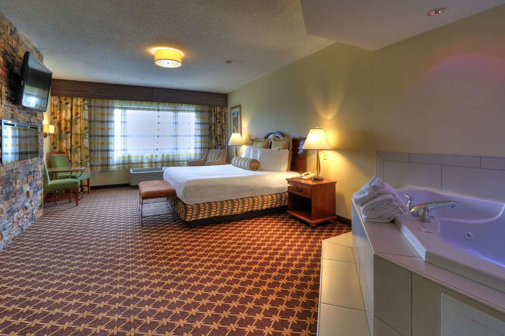 quality inn near the island pigeon forge