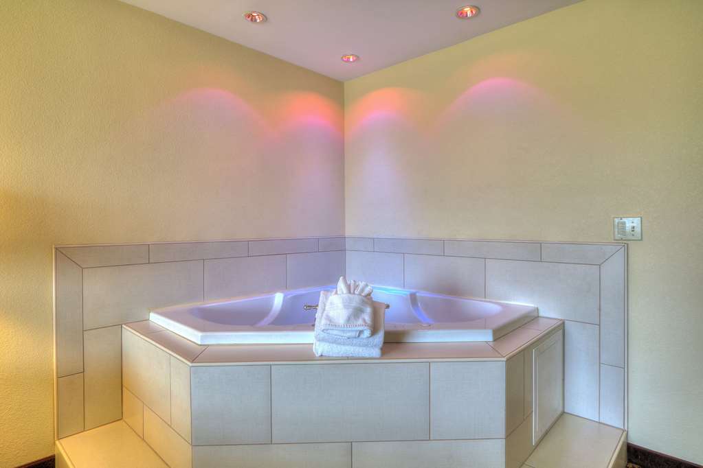 quality inn near the island pigeon forge