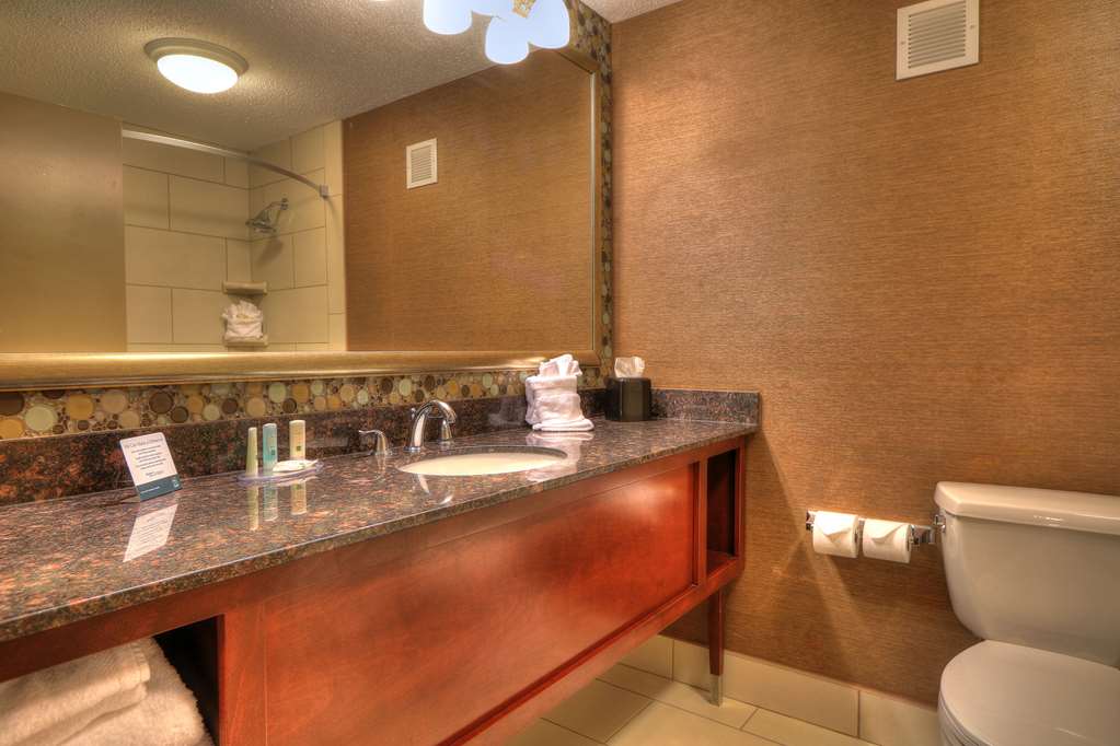 quality inn near the island pigeon forge