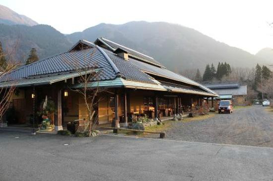 yufuin baien garden resort