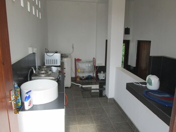 kandy holiday residence