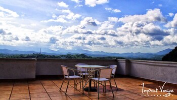 kandy holiday residence