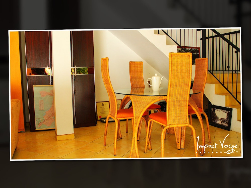 kandy holiday residence