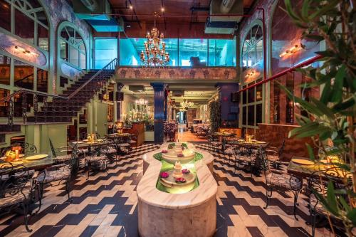 hotel connaught royale delhi