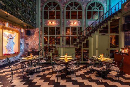 hotel connaught royale delhi