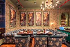 hotel connaught royale delhi