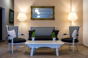 Skopelos Holidays Hotel & Spa,Skopelos>>Skiathos,5 star