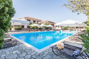 Skopelos Holidays Hotel & Spa,Skopelos>>Skiathos,5 star