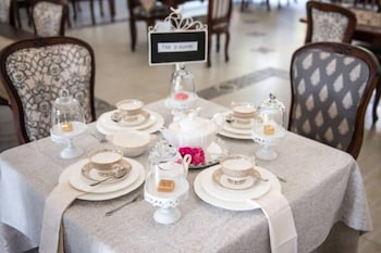 ivory manor boutique hotel
