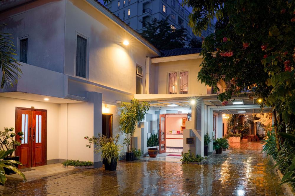 skyline boutique hotel