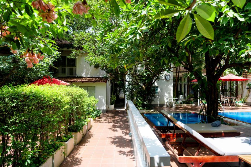 skyline boutique hotel