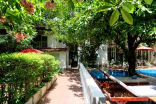 skyline boutique hotel