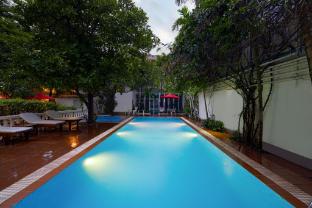 skyline boutique hotel