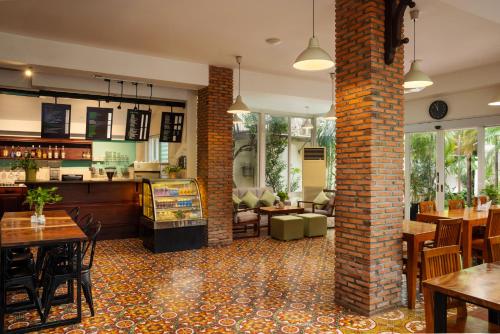 skyline boutique hotel