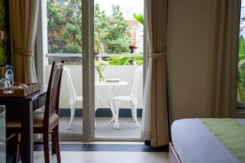 skyline boutique hotel