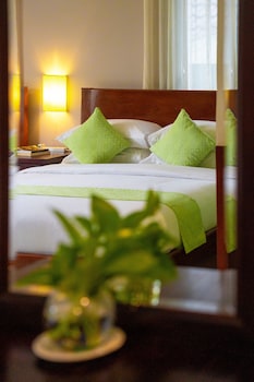 skyline boutique hotel