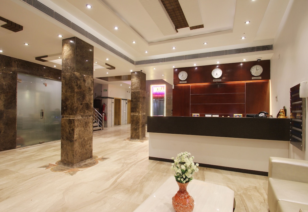hotel mohan international