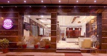 hotel mohan international