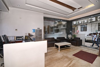 hotel mohan international