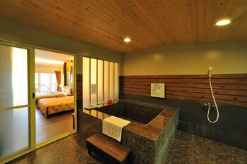 chi meng rou holiday villa