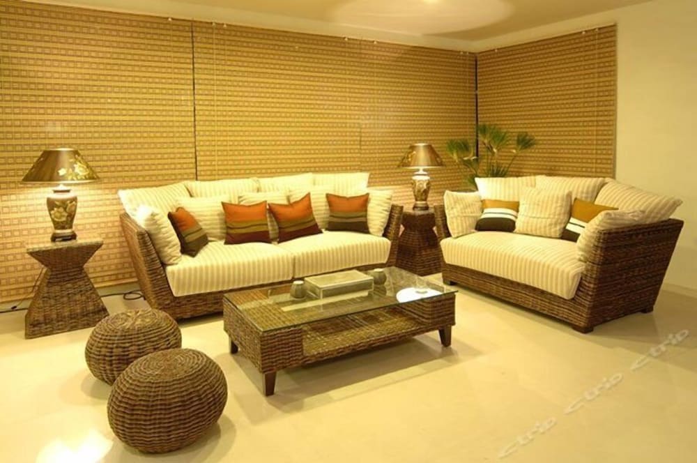 chi meng rou holiday villa