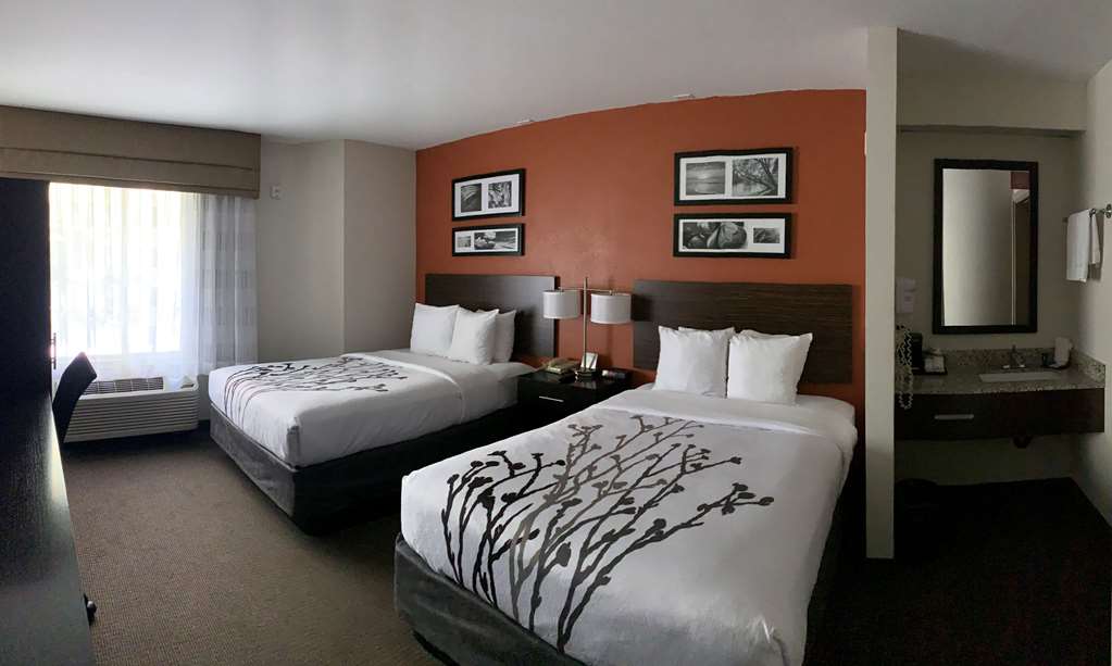 sleep inn phoenix north i 17
