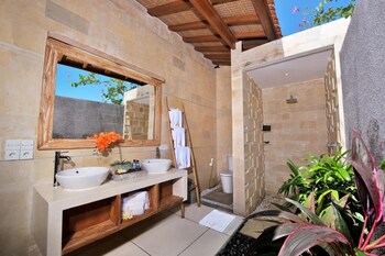 the tamantis villas