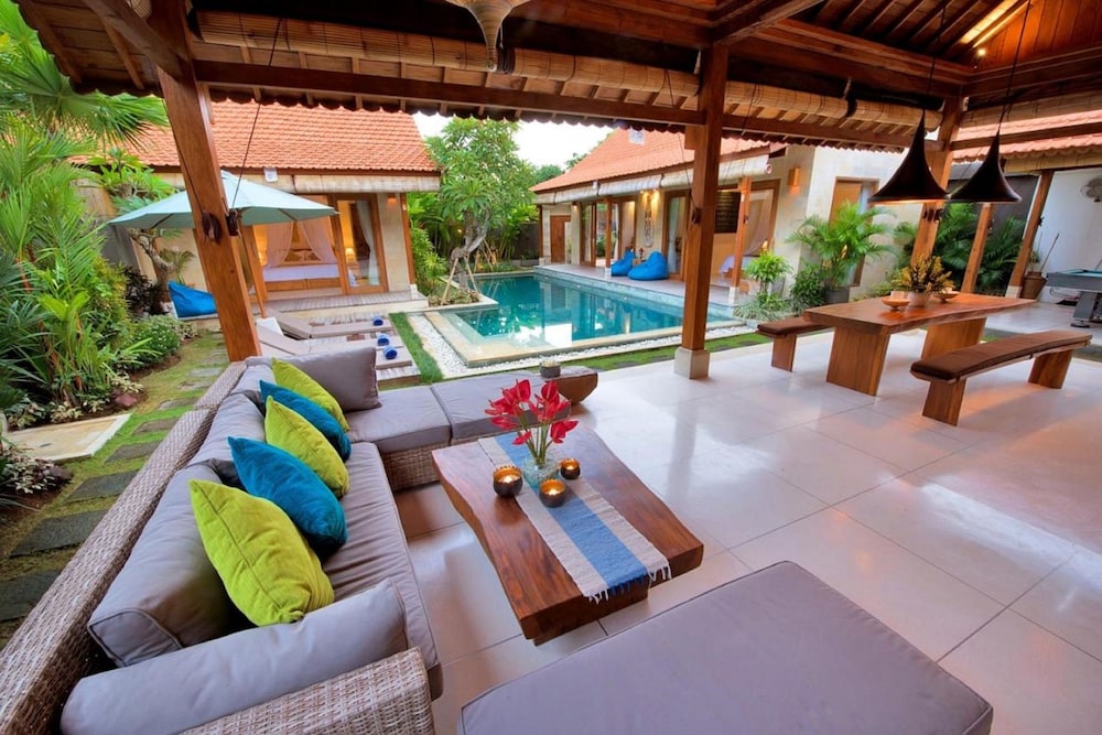 the tamantis villas