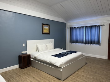 bolabog beach resort