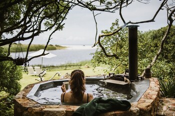 Kennedy's Beach Villa,Cape Town>>Betty's Bay,4 star