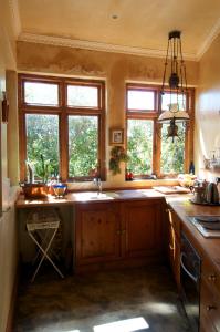 kennedys beach villa