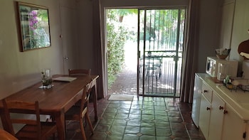 dias guest house