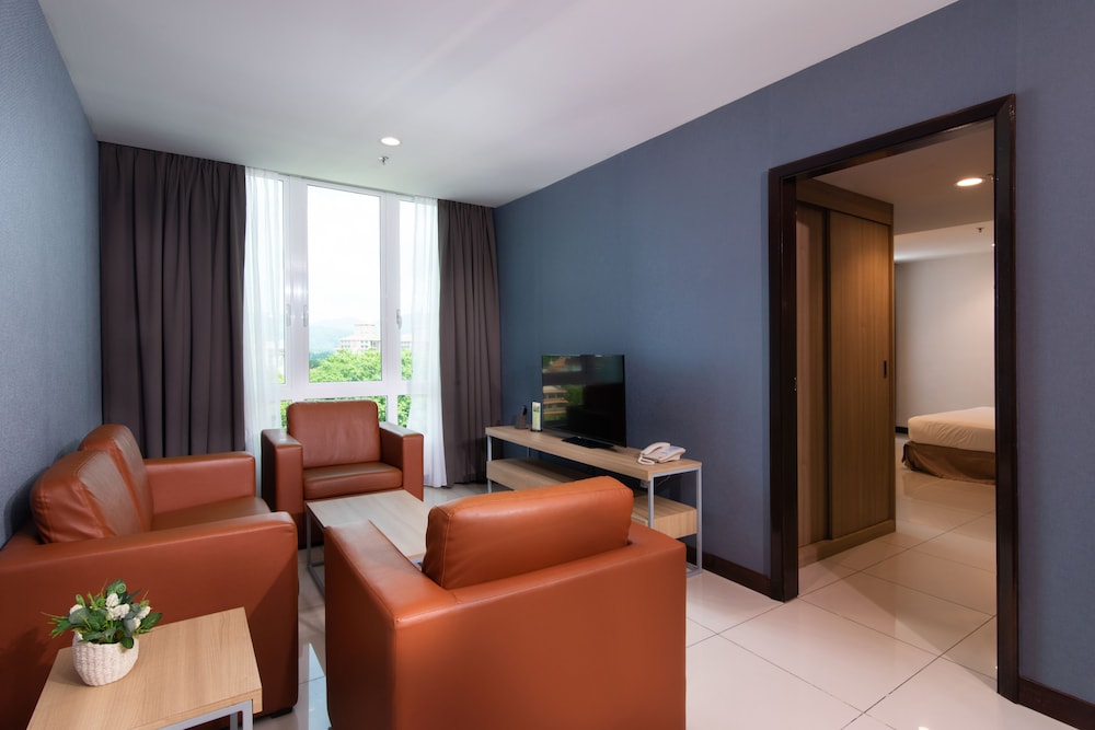 one pacific hotel and serviced apartments