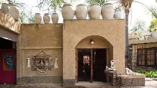 the art guesthouse