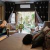 the art guesthouse