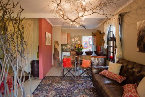 the art guesthouse