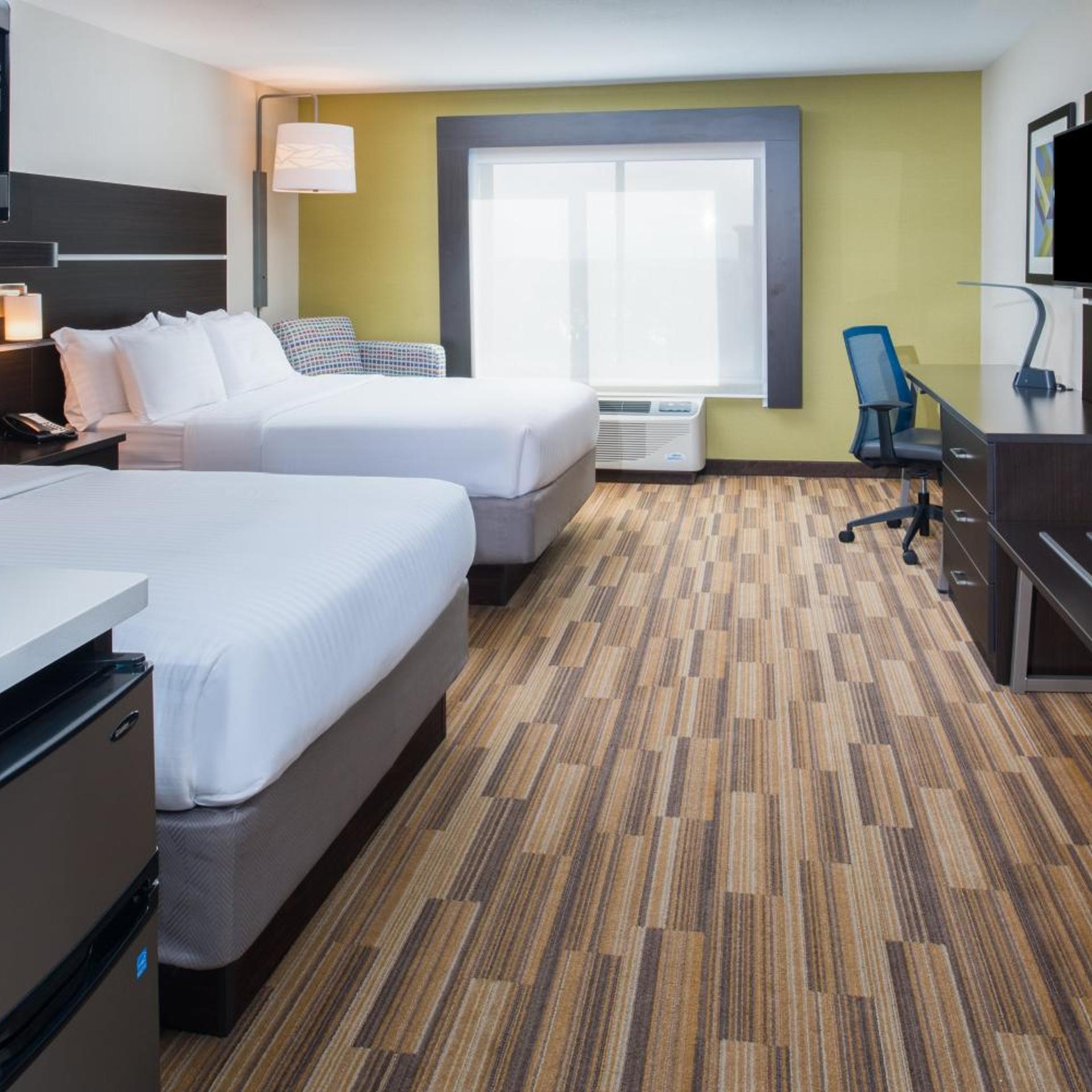holiday inn express hotel and suites bismarck by ihg