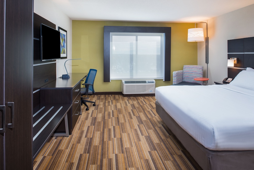 holiday inn express hotel and suites bismarck by ihg