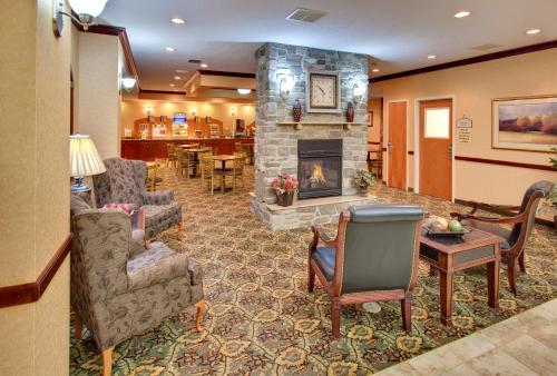 holiday inn express hotel and suites bismarck by ihg