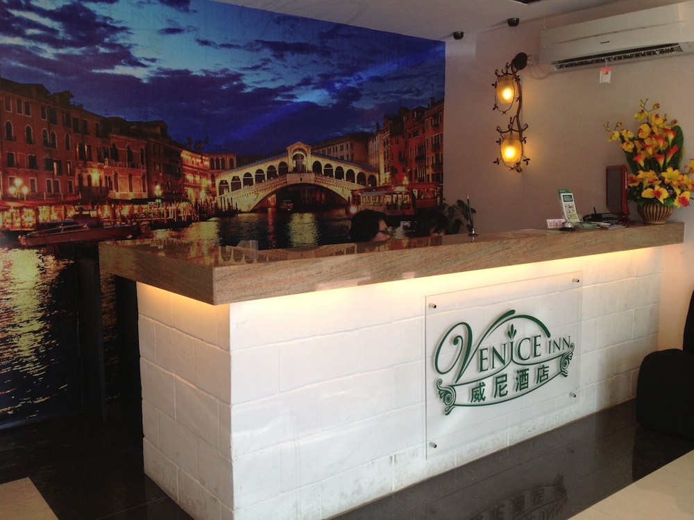 venice inn